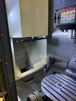 2017 HAAS UMC-750 Universal Machining Centers | Toolquip, Inc. (9)