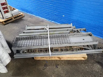 37" X 32" X 72" Wire Shelving