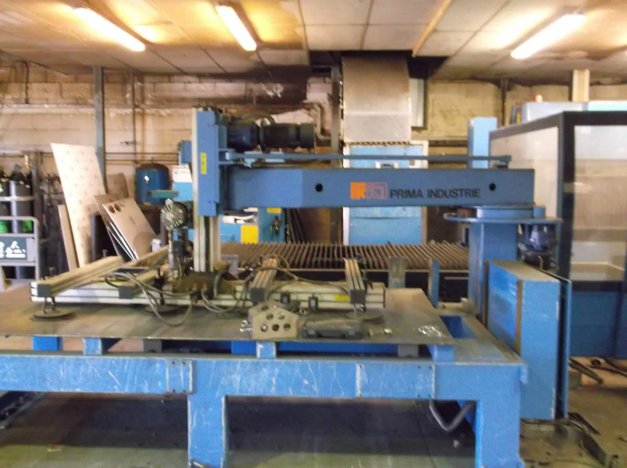 USED 2005 PRIMA PLATINO 1530