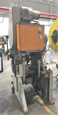 USED 1975 MINSTER MINSTER 6 PRESS
