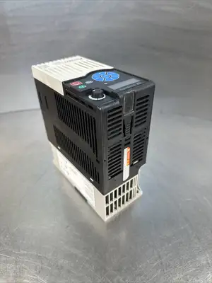 AB PowerFlex 523 1.5kW 2Hp AC Drive US 25A-D4P0N104 (BIN-1.4.4)