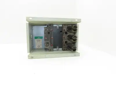 ITE BOS14351-U BD Busway Fusible Disconnect Switch Plug 3-Pole 30A 600V 3Ph