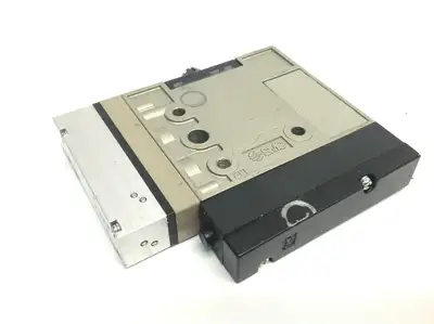 Used SMC PNEUMATIC VACUUM BASE Vacuum Systems | Maverick Industrial Sales #1109538