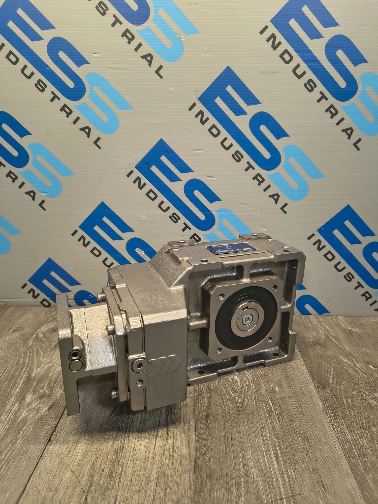 Used DIEQUA KU 60A SA115/24PF Speed Reducers South Carolina US | ESS Industrial Equipment Sales #1466472