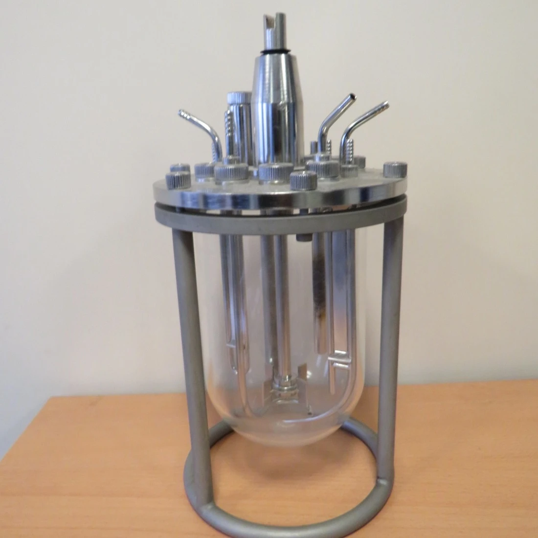 1.5 Litre 120 x 215 mm Glass Mixing Vessel