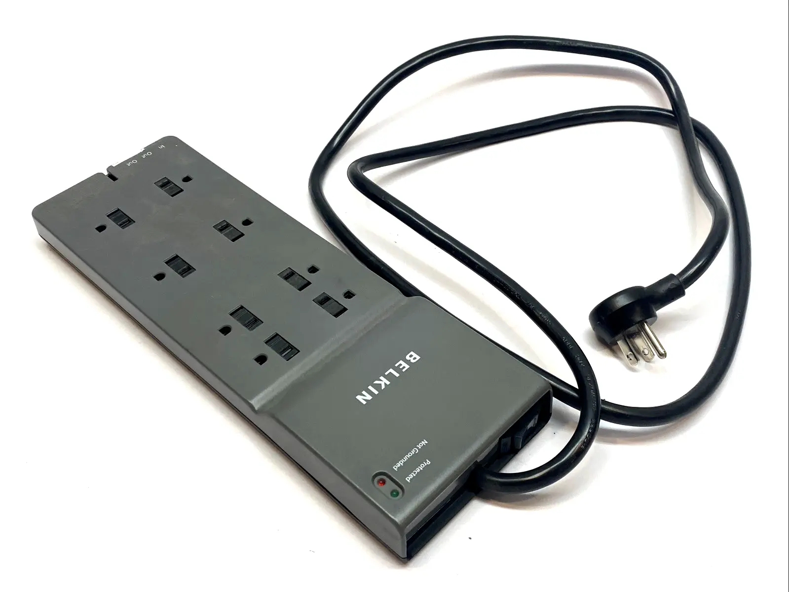 USED BELKIN 8-OUTLET 6FT SURGE PROTECTOR 3390J