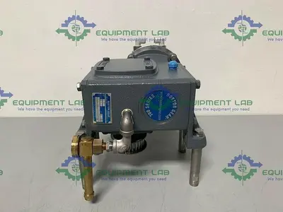 USED BOSTON GEAR F724F-15-B5-6 GEAR REDUCER W/ PNEUMATIC GAST 8AM-NRV-11A MOTOR