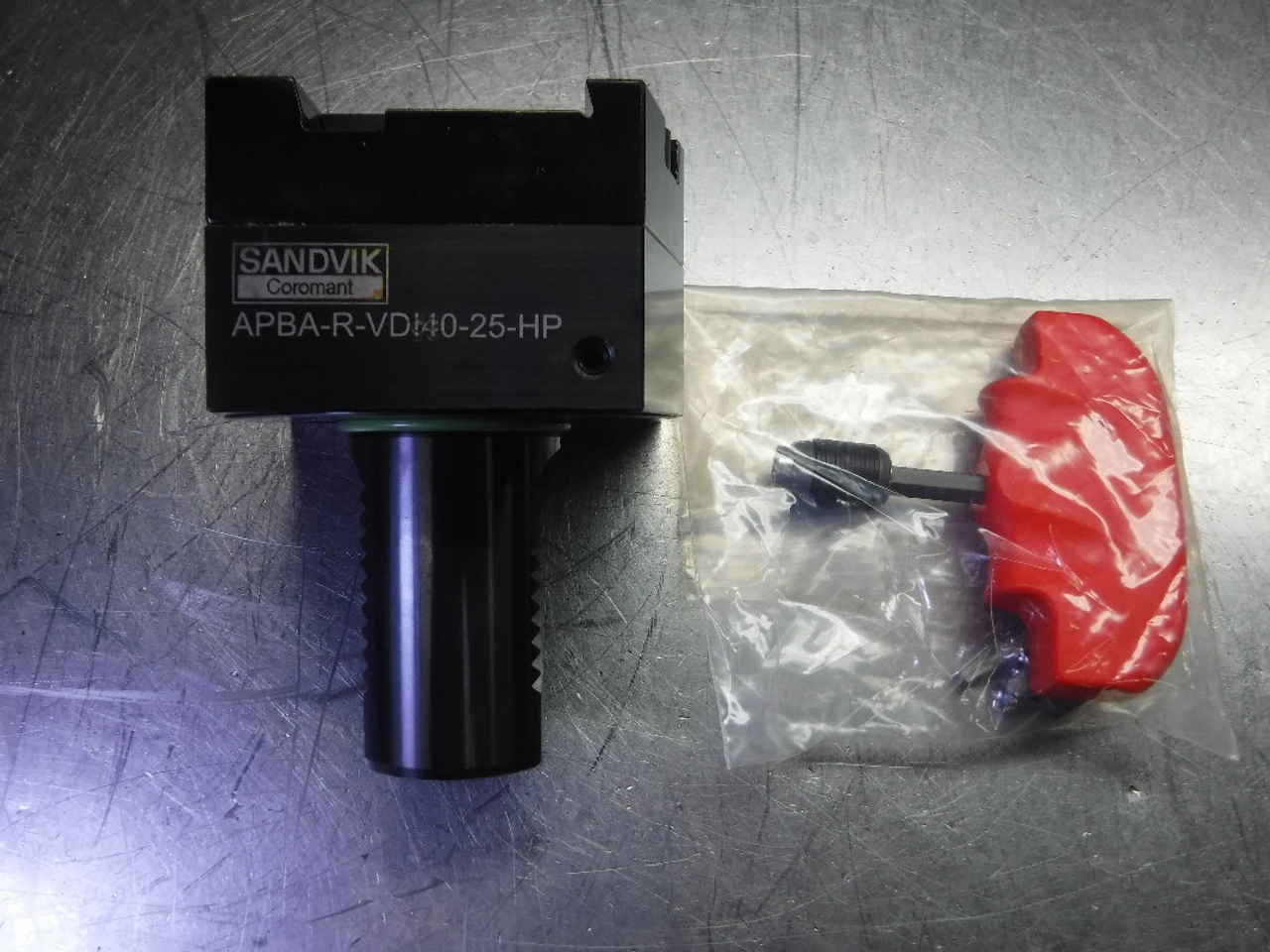 Sandvik VDI40 to 25R Parting/Grooving Blade Adapter APBA-R-VDI40-25-HP (LOC2153B)