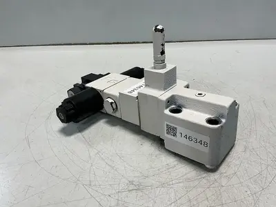 USED TOKIMEC DG4VS-3-0C-M-P7-H-7-P12-52