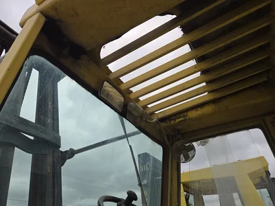 Hyster Diesel Forklift, Single Stage, Side Shift, 655 Hours Indicated (Bad Engine)