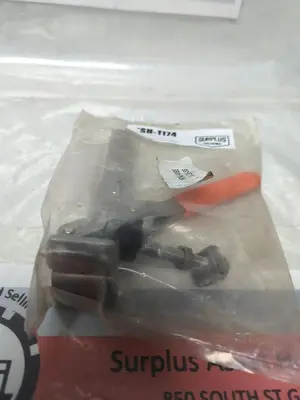 New | in-Stock KNU-VISE V-200-SS Clamps Ohio US | Surplus Asset Holdings #1227815