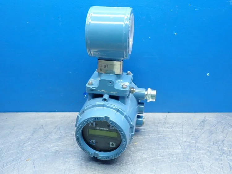 Used ROSEMOUNT 8711TSA020M1 Flowmeters Ohio US | HGR 24 #728244