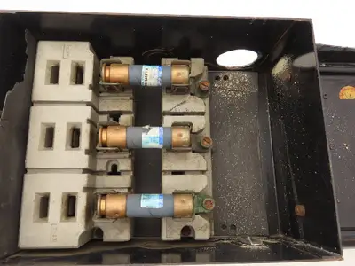 Used BULLDOG _UNKNOWN_ Relays & Switches Indiana US | Arrow Industrial #1440406