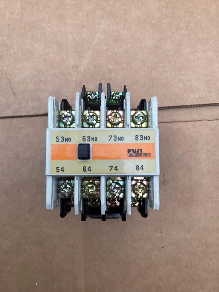 Fuji Electric Contactor Relay With SZ-A40 Auxillary Block
