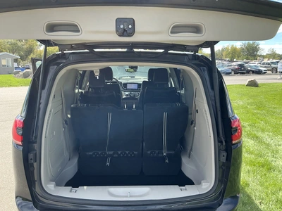 Used 2024 CHRYSLER PACIFICA HYBRID Vans Michigan US | Miedema Asset Management Group #1461350
