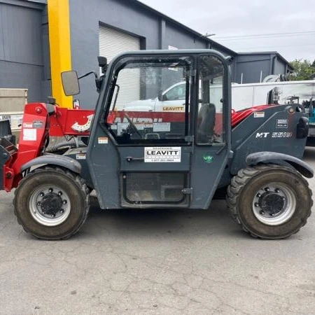 Used 2015 MANITOU MT5519 Telehandlers British Columbia CA | Leavitt Machinery #1443764