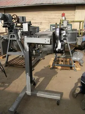 USED LABEL-AIRE 2111M
