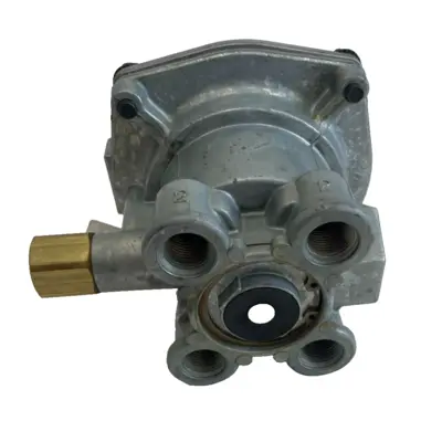 NEW SEALCO SC110139X RELAY VALVE 156719