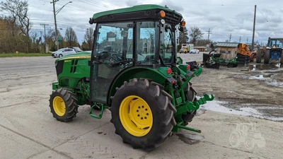 USED 2017 JOHN DEERE 5090GV