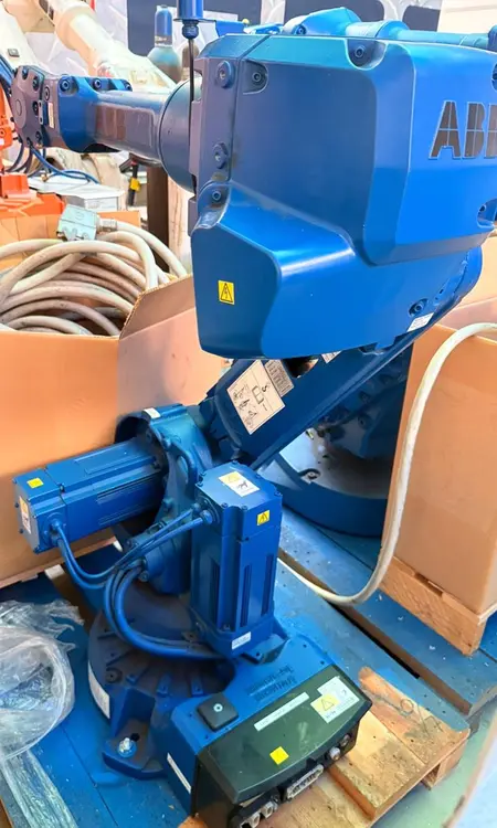 Used 2014 ABB IRB 2600 Robots CZ | Amaron s.r.o. #1068114