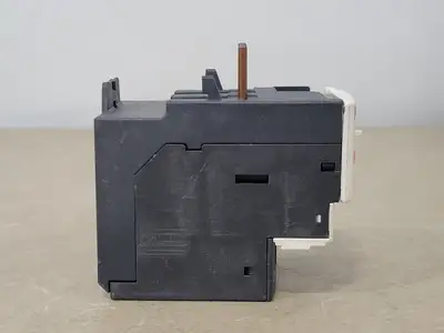 USED SCHNEIDER ELECTRIC LRD 12