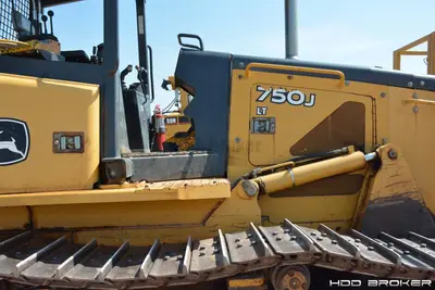 Used 2006 JOHN 2006 JOHN DEERE 750 Trenchers Florida US | HDD Broker #1346491