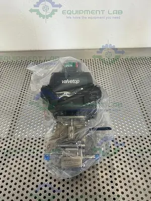USED TOPWORX DXP-E20GNEB VALVE ACTUATOR POSITIONER CONTROLLER W/ 1/2" VALVE