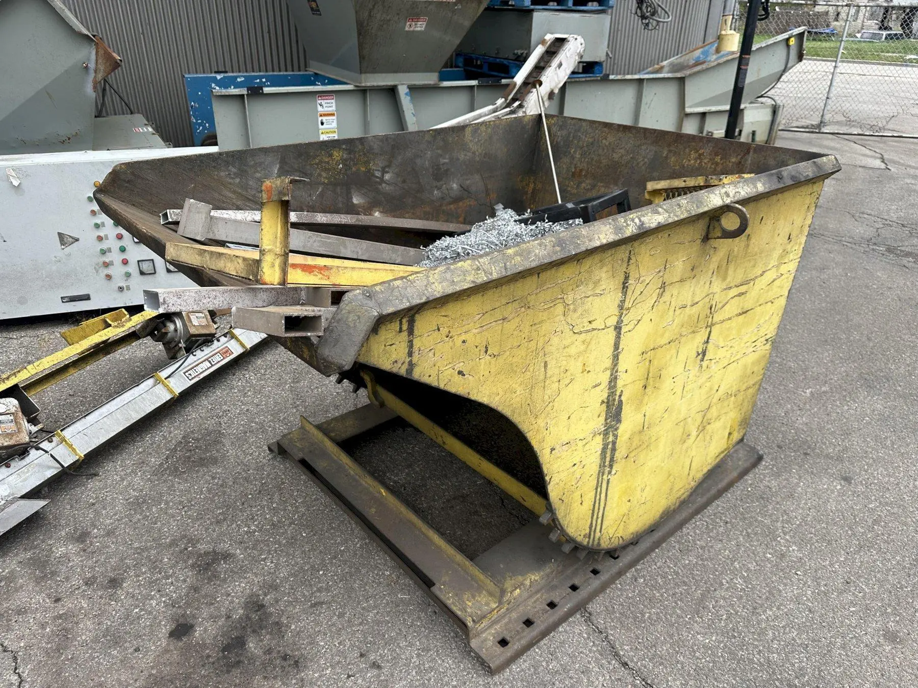 72" X 48" X 46" HIGH SELF DUMPING TILT HOPPER: STOCK #21199