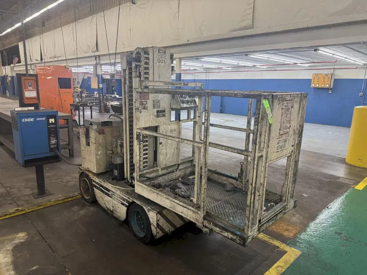 Used LIFT-A-LOFT _UNKNOWN_ Platform Lifters Ohio US | Yoder Brothers machinery #1018552