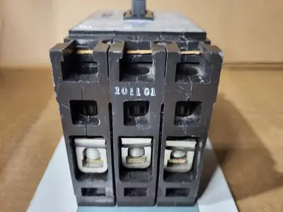 USED SIEMENS ED63A010