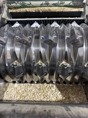 1997 VECOPLAN, LLC VTH 45/12/2 Shredders | Alan Ross Machinery (2)