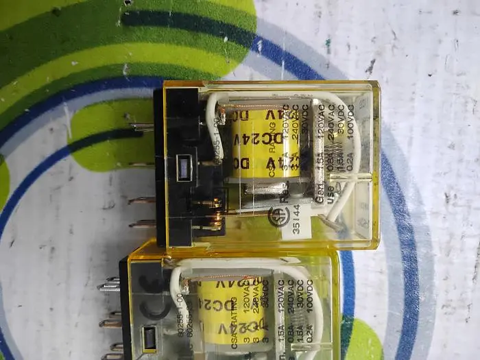 Used IDEC RY2S-U RELAY Relays & Switches | SMT Resource #488263