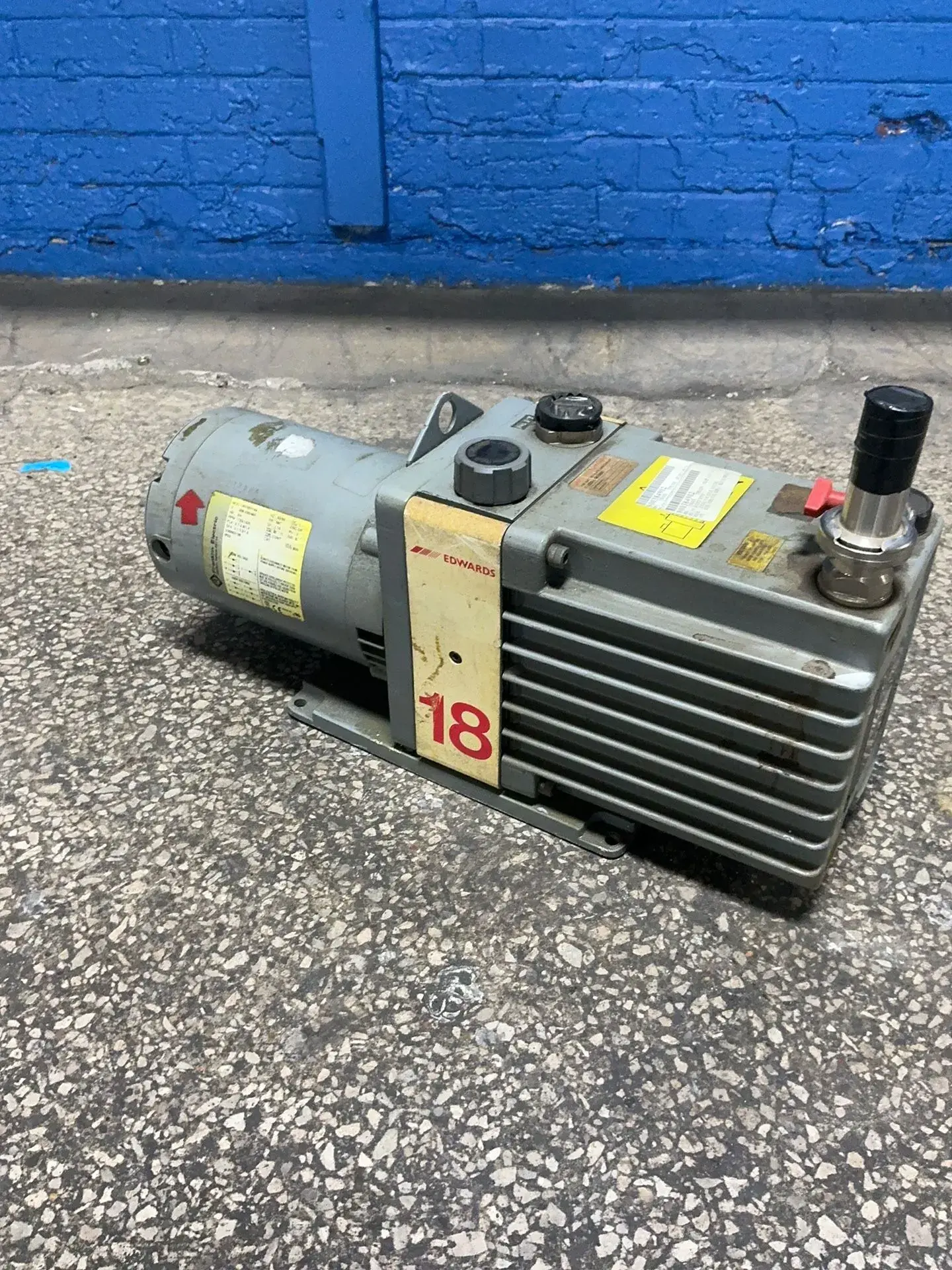 Used EDWARDS E2M18 Pumps Ohio US | HGR 24 #1132882