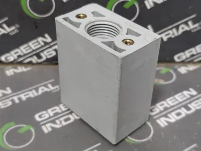 Allen Bradley 42DTB-5000 Photoswitch Blue Quick Disconnect Terminal Base Used