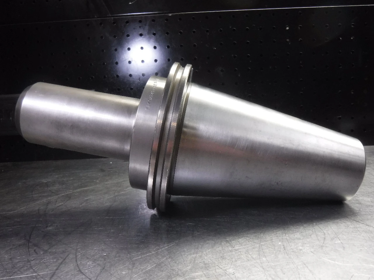 Davis CAT60 1" Endmill Holder 6" Projection 374-02376-76 (LOC1385A)