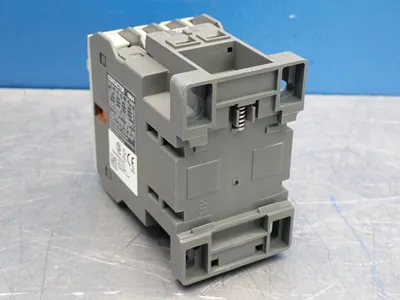 NEW CARLO GAVAZZI CC18/4 A120