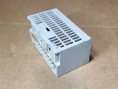 USED ALLEN-BRADLEY 1794-OW8