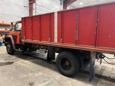 USED 1979 INTERNATIONAL 1824
