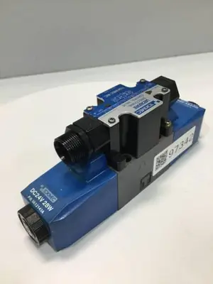 USED VICKERS DG4V36CMP7H750JA100