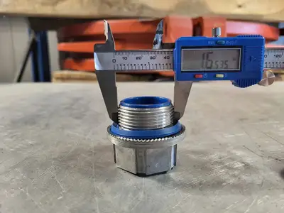NEW THOMAS & BETTS H125GRA-C
