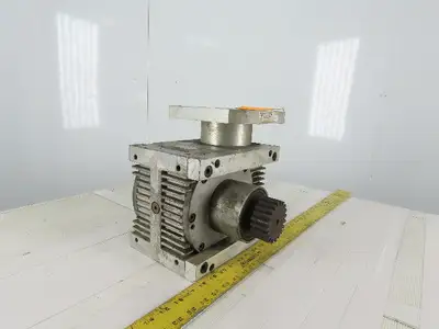GUEL 409000/8.00 Type AE090/L Worm Gear Reducer 8:1 Ratio