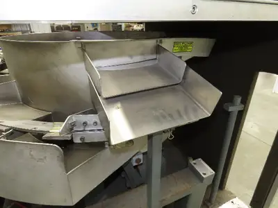 Service Engineering Vibratory Bowl Feeder 27CCW 27" Base Small Parts Sorter 120V