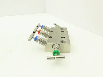 Parker DS5DBB9 Hydraulic Stainless Valve Manifold 5-Port 1/4" 1/2"NPT