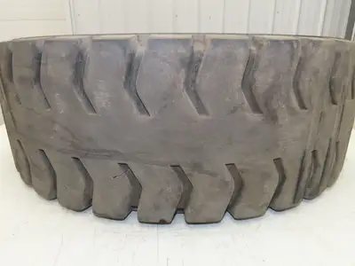 Mitco Solid Solver 8.15-15 Forklift Tire Traction Black 6x220mm Rim