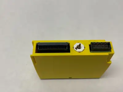 USED SIEMENS SIMATIC ET 200SP DIGITAL OUTPUT MODULE F-DQ 8X 24VDC