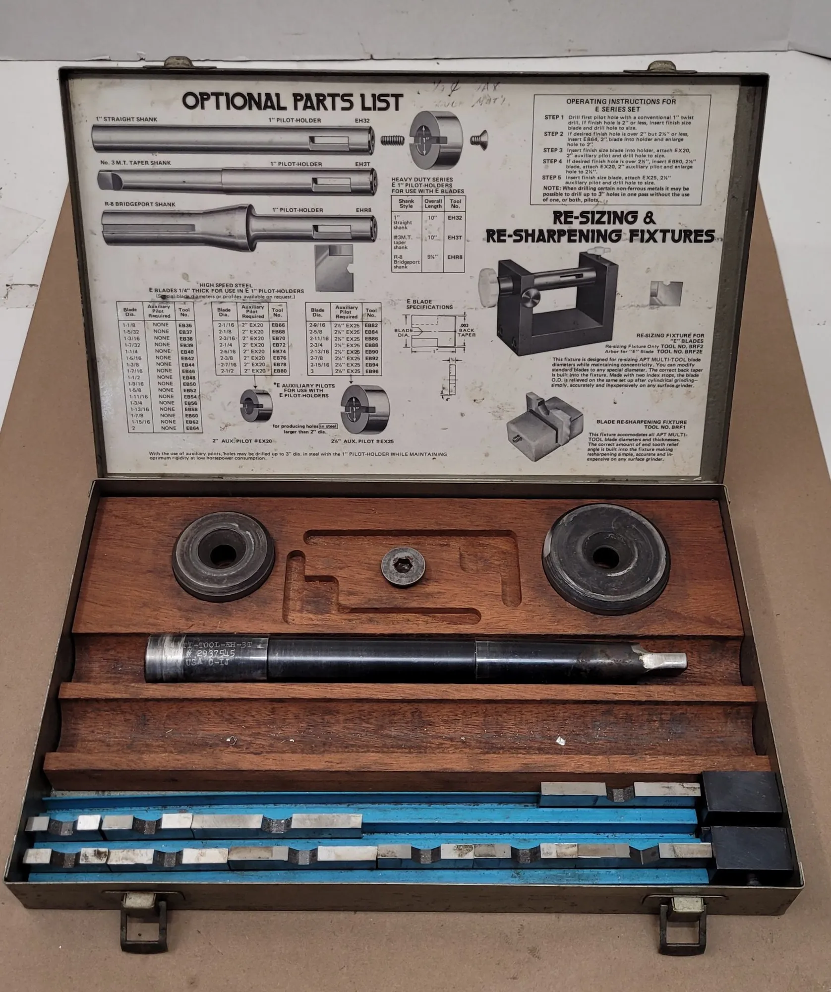 USED APT Multi-Tool Set