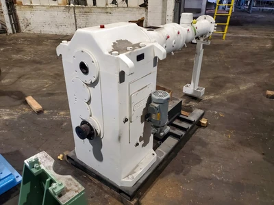 Troester 90mm Extruder