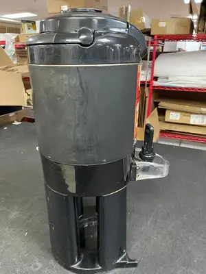 Used Bunn Used Bunn 42750.0001 ThermoFresh® 1.5 Gallon Digital TF Coffee Server Coffee Equipment Illinois US | Falcon Restaurant Supply #1376384