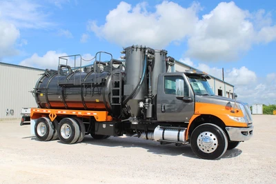 Used 2020 INTERNATIONAL MV Septic/Sewer/Vacuum Trucks Texas US | Roll Off Truck World #1491776