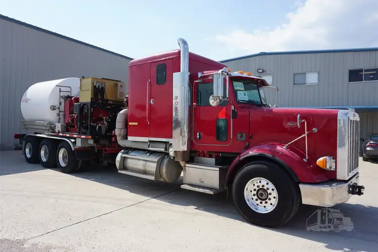 Used 2009 PETERBILT 367 Service & Utility Trucks Texas US | Roll Off Truck World #1491938